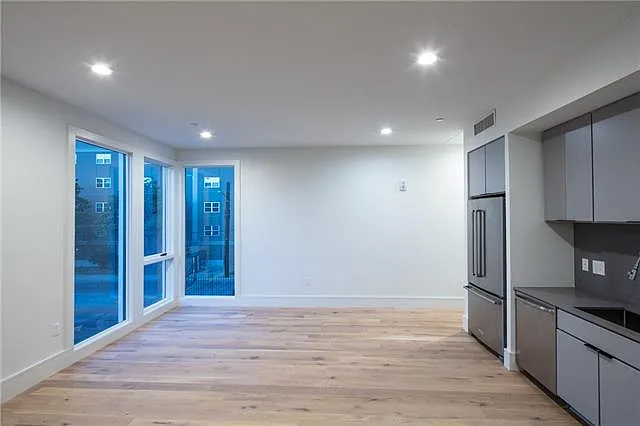 1 bed, 1.0 bath, 756 sqft, $2,150 — Photo 4