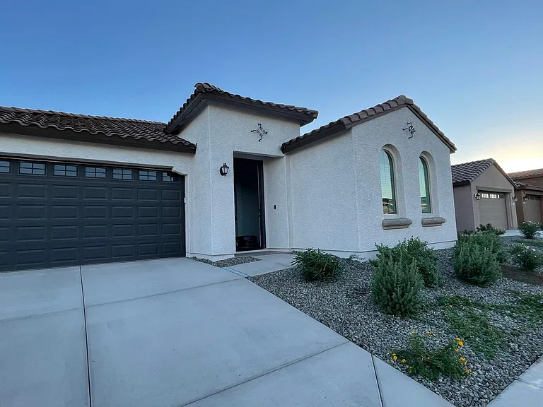 1547 W Corral Rd — Photo 6