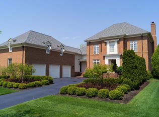 7200 Ashcombe Dr, New Albany, OH 43054