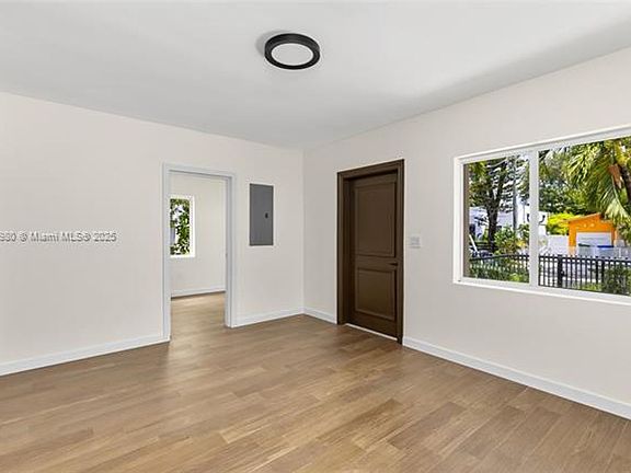 5th image of 266 NW 42nd St #0