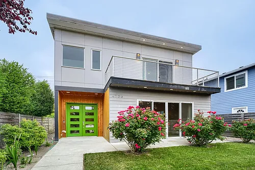 4736 25th Ave SW Photo 1