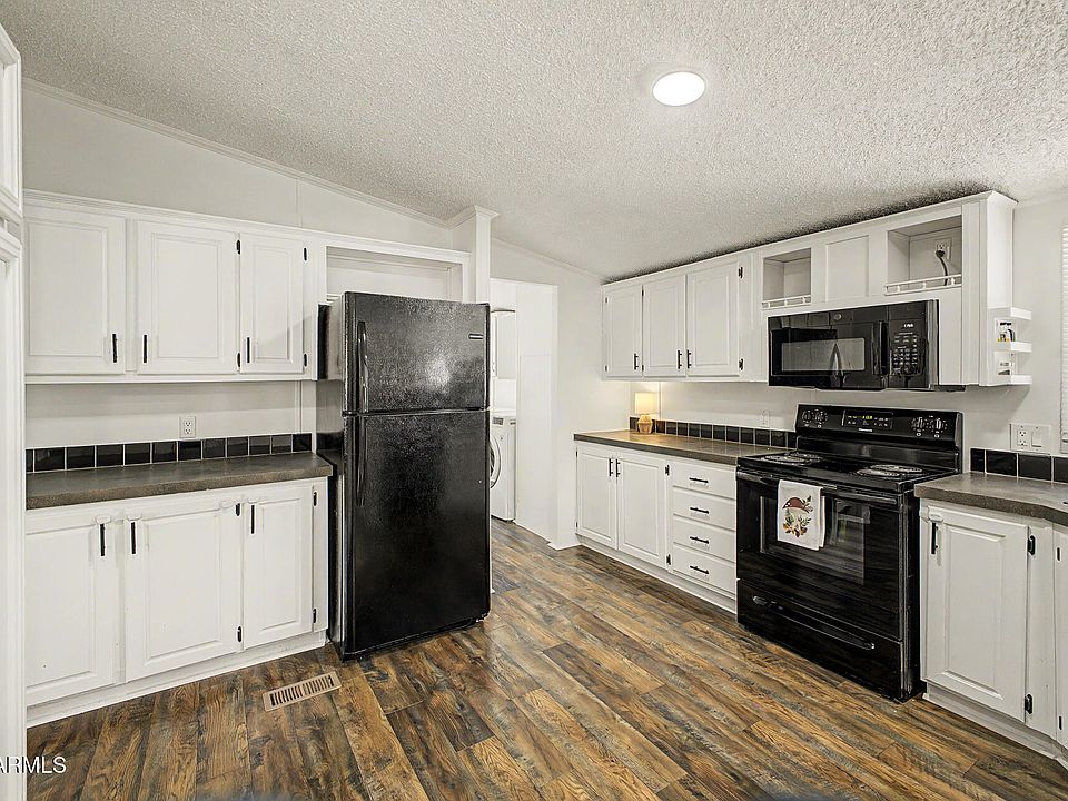 1st image of 2140 E Michigan Avenue #31
