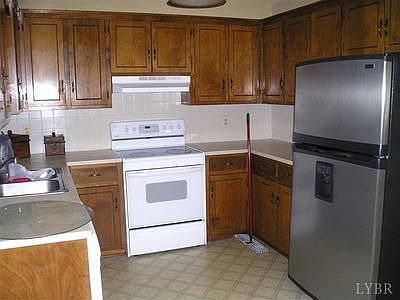 2nd image of 380 Deerwood Dr