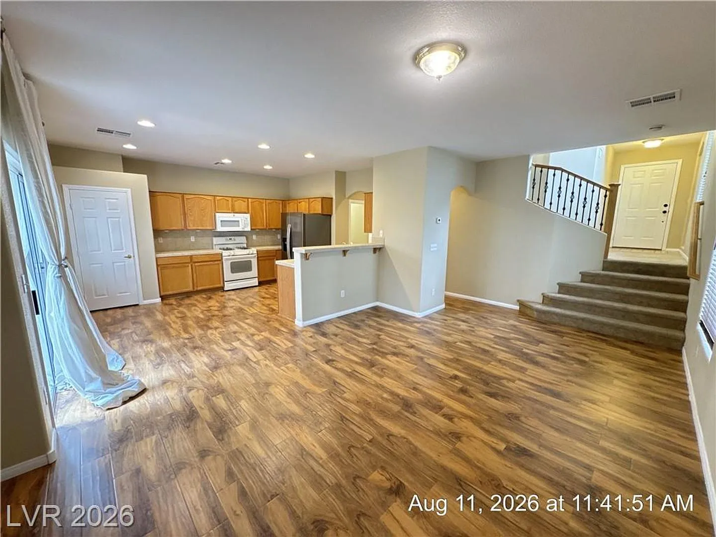 Guard-Gated Green Valley Ranch Townhome Across from The District — Photo 3