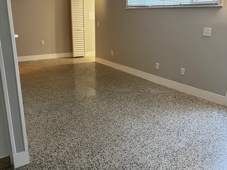 2517 W Palm Dr #3 — Photo 5