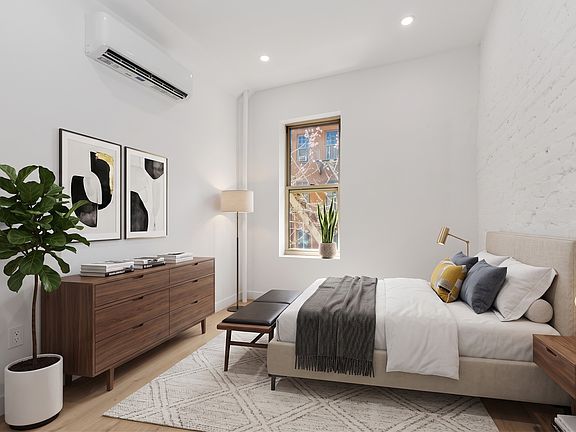 3rd image of 246 E 53rd St #3B