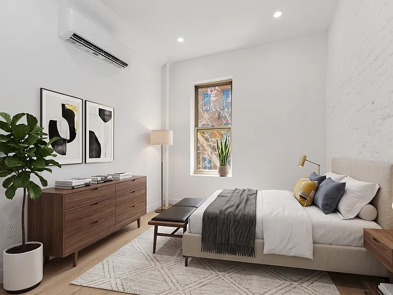 246 E 53rd St #3B — Photo 3