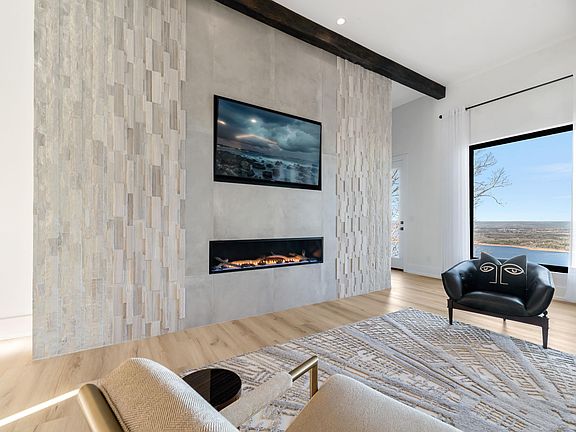 4th image of 111 Bluff View Dr