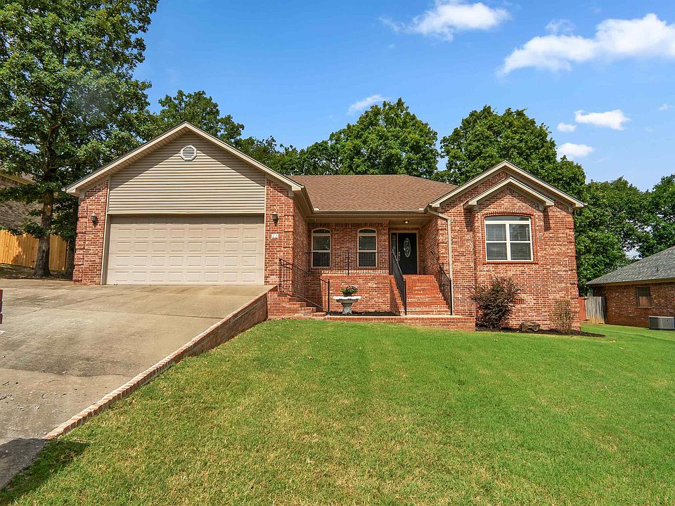 1st image of 22 Pecan Ln
