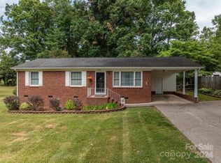 214 Bright Ave, Bessemer City, NC 28016