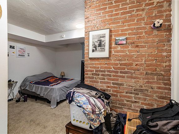 5th image of 1020 W Huron St APT 2