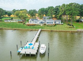 187 Catchpenny Ln, Tappahannock, VA 22560