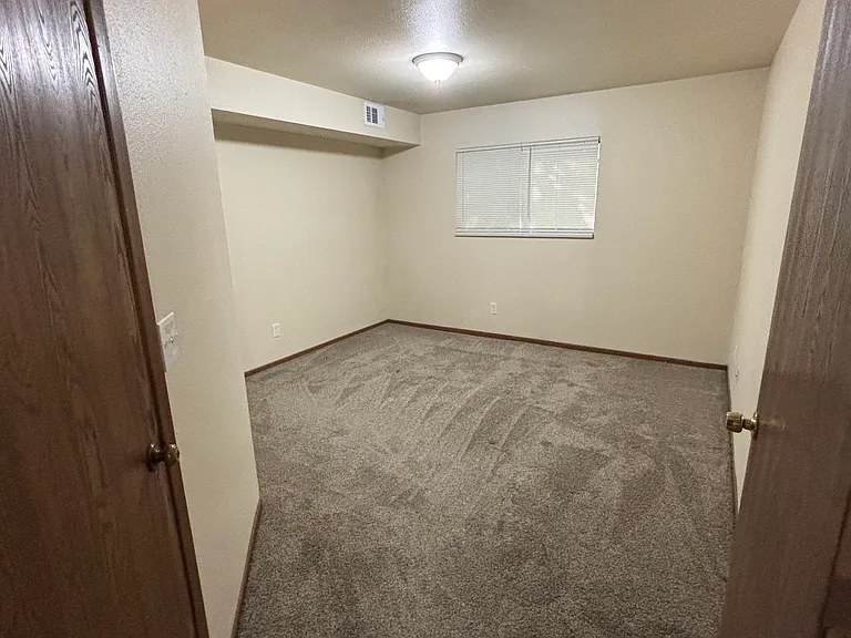 3043 Highland Dr #A — Photo 7