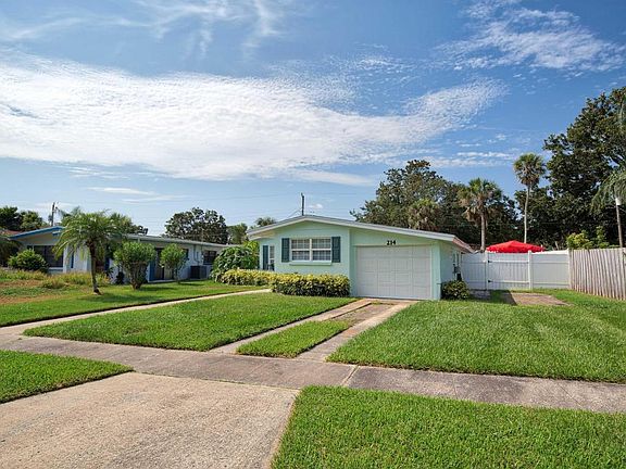 3rd image of 214 Essex Dr