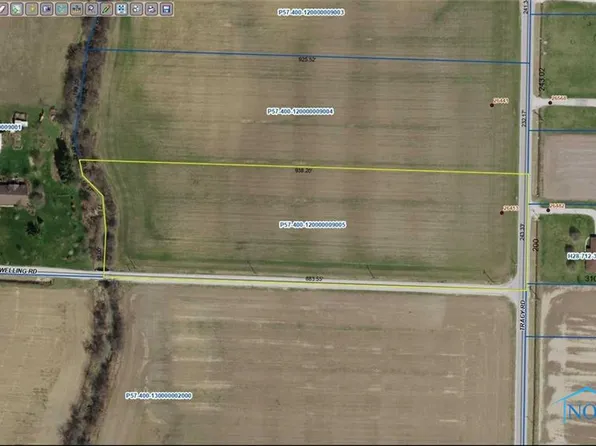 26413 Tracy Rd, Walbridge, OH 43465