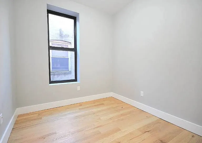 565 Saint Johns Pl #3A — Photo 3