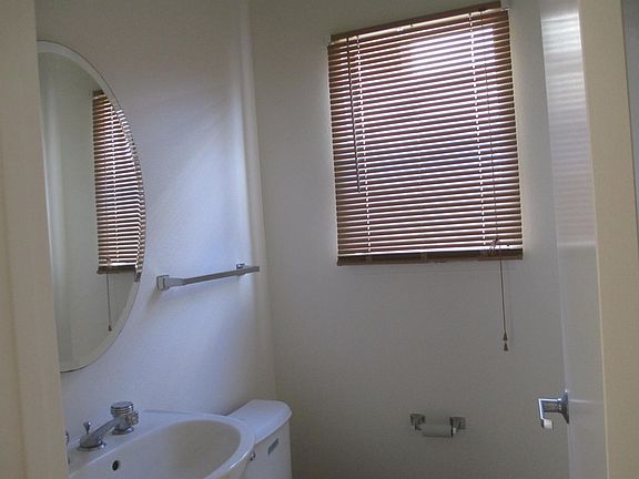 2nd image of 95-1007 Puuanu St #91-1