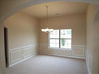 4th image of 516 Hidden Meadow Ct