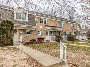 18 Windsor Ter, Freehold, NJ 07728