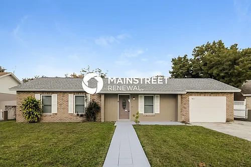 8011 Killian Dr Photo 1