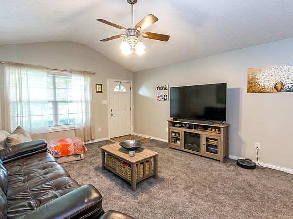 5th image of 153 Baybrook Cir