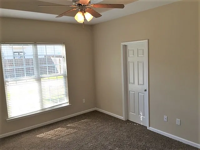 1555 Bradley Blvd — Photo 8