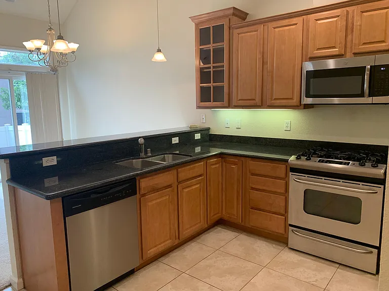 2990 Sinaloa Trl — Photo 4