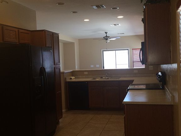 4th image of 1341 E Martha Dr