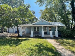 146 Camden Ave, Camdenton, MO 65020