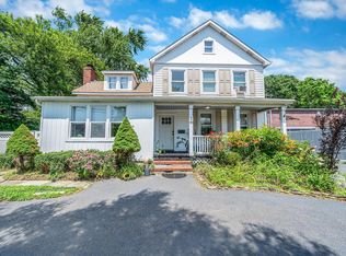 67 Hiddink St, Sayville, NY 11782