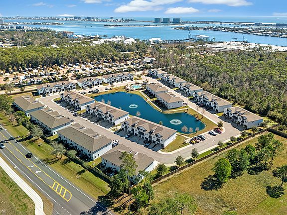 3rd image of 26886 Spyglass Dr #83