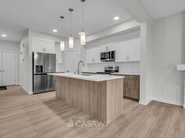 1055 Berg Pl, Leduc, AB