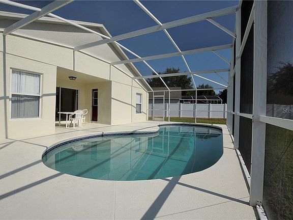 3rd image of 17348 Woodcrest Way