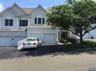 10 Constitution Ln #1505, Totowa, NJ 07512