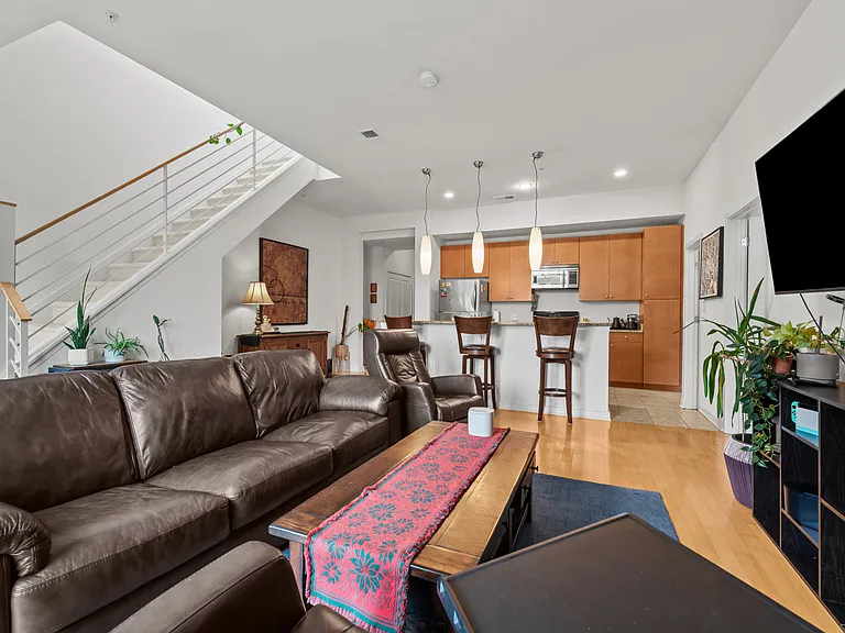 1209 N Charles St #410 — Photo 8
