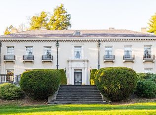 400 Maple St #400, Springfield, MA 01105