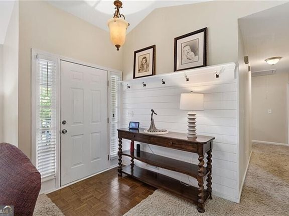 5th image of 304 Rose Creek Way