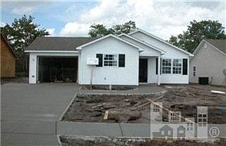 1st image of 1018 W Ashland Way