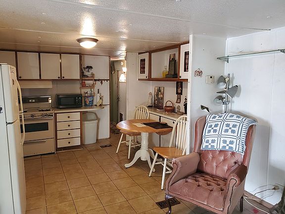 3rd image of 5757 66th St N #176