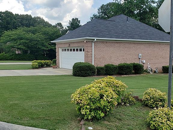 4th image of 731 Princeton Pkwy