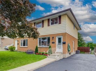 147 Moffat Dr, Cambridge, ON N1R6C1