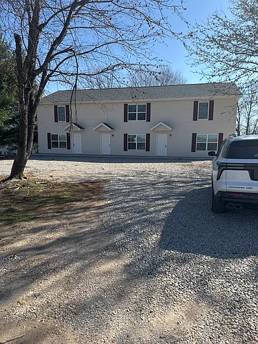608 Highlandville Rd Photo 1