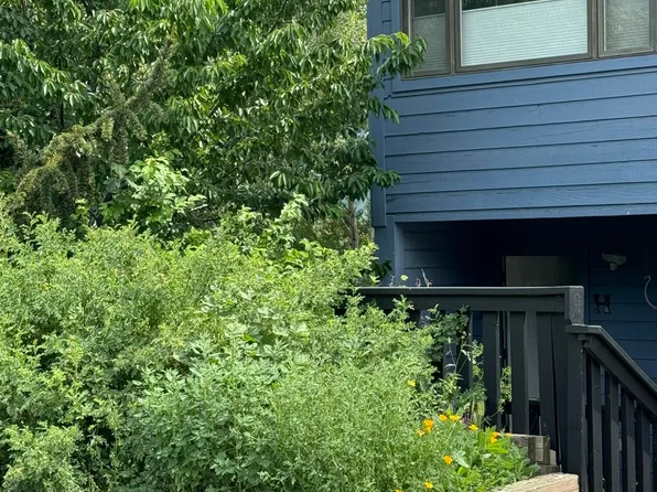 211 Nottingham Rd APT H, Avon, CO 81620