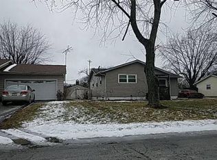 7834 Marshall Pl, Merrillville, IN 46410