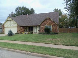 1613 N 15th St, Broken Arrow, OK 74012