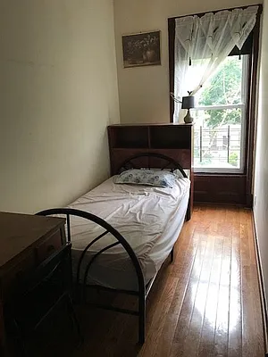Rented by Fifth & Forever LLC | media 11