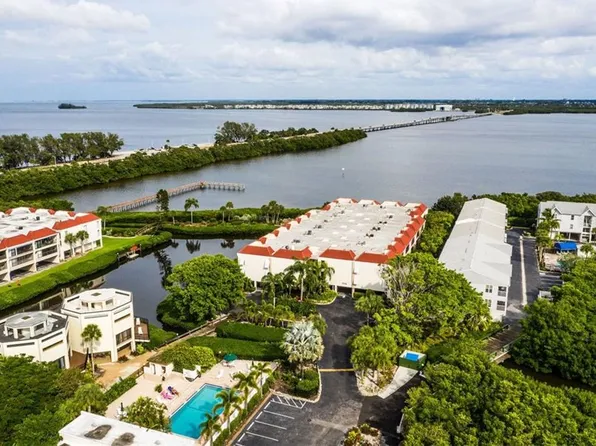 3705 E Bay Dr Unit 117, Holmes Beach, FL 34217