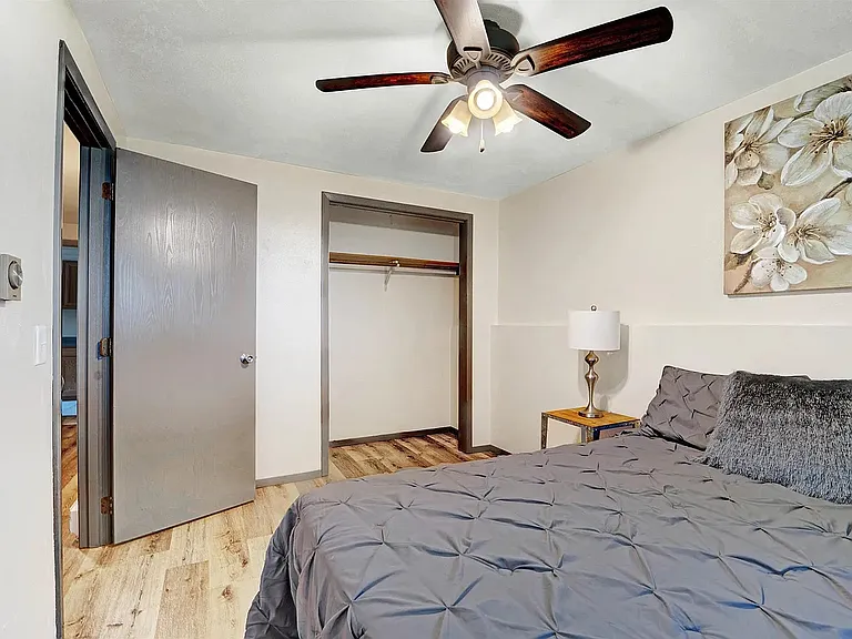 5131 Lakewind Dr #1 — Photo 10