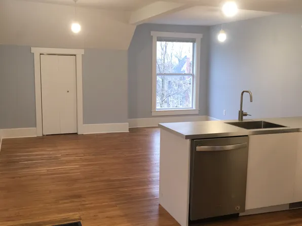 632 Prospect Ave SE APT 4, Grand Rapids, MI 49503