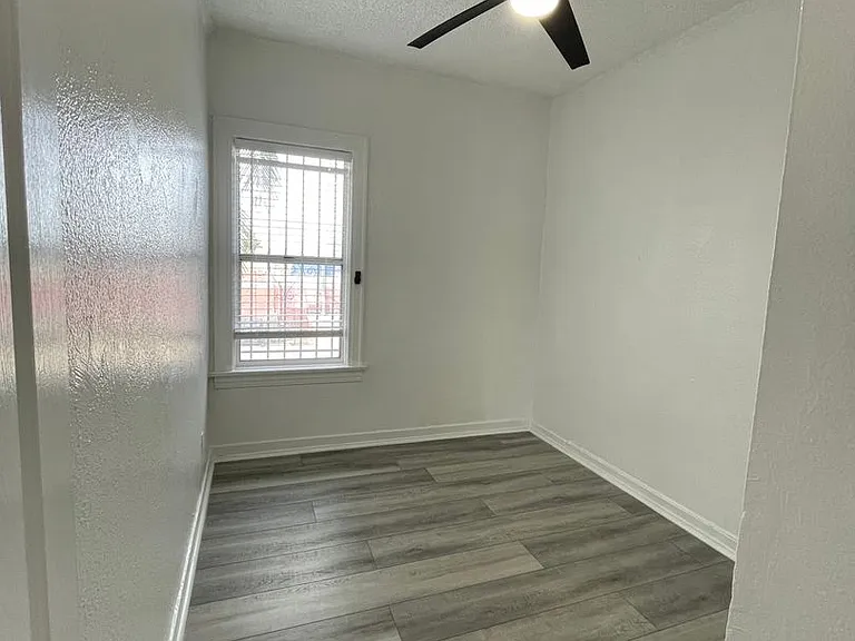 Wilton Way Apartments — Photo 76